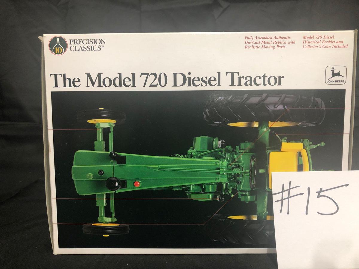 THE MODEL 720 DIESEL TRACTOR PRECISION CLASSICS 1/16 SCALE NO 5832 NIB