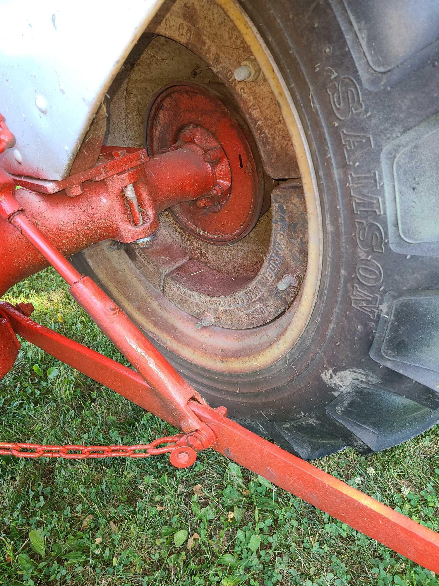 1953 FORD GOLDEN JUBILEE TRACTOR