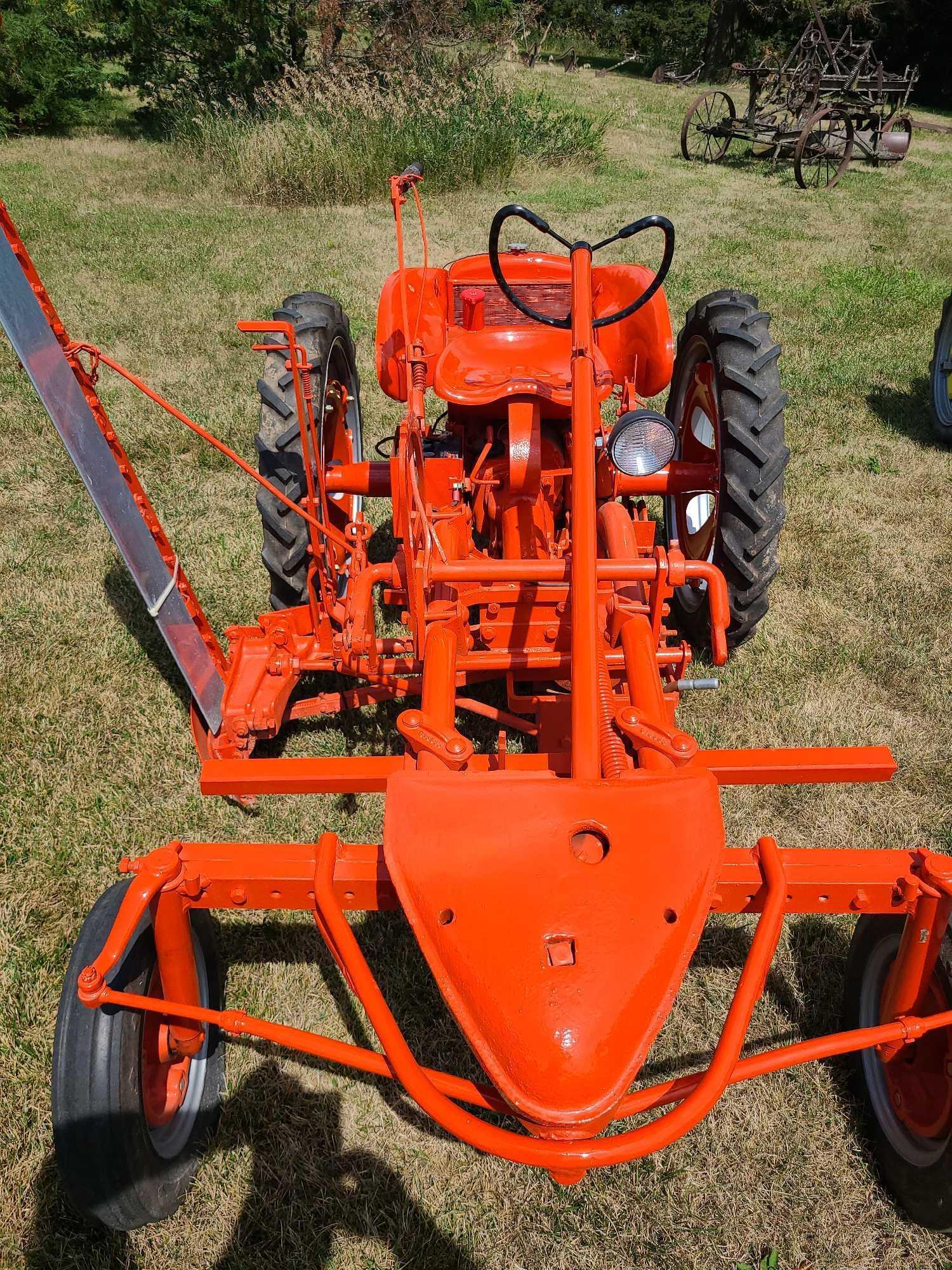 ALLIS CHALMERS G TRACTOR