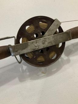 ANTIQUE ROD AND REEL