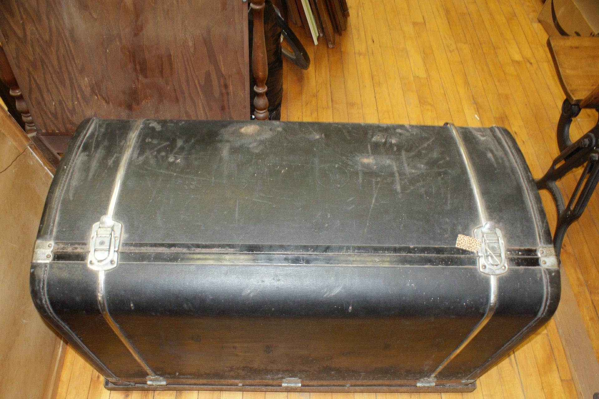 Packard Trunk