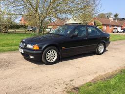 BMW 3231I SE Black