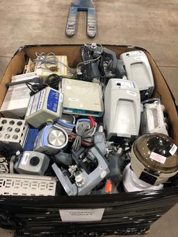 Lot of 63 pcs of Medical/Lab Equipment