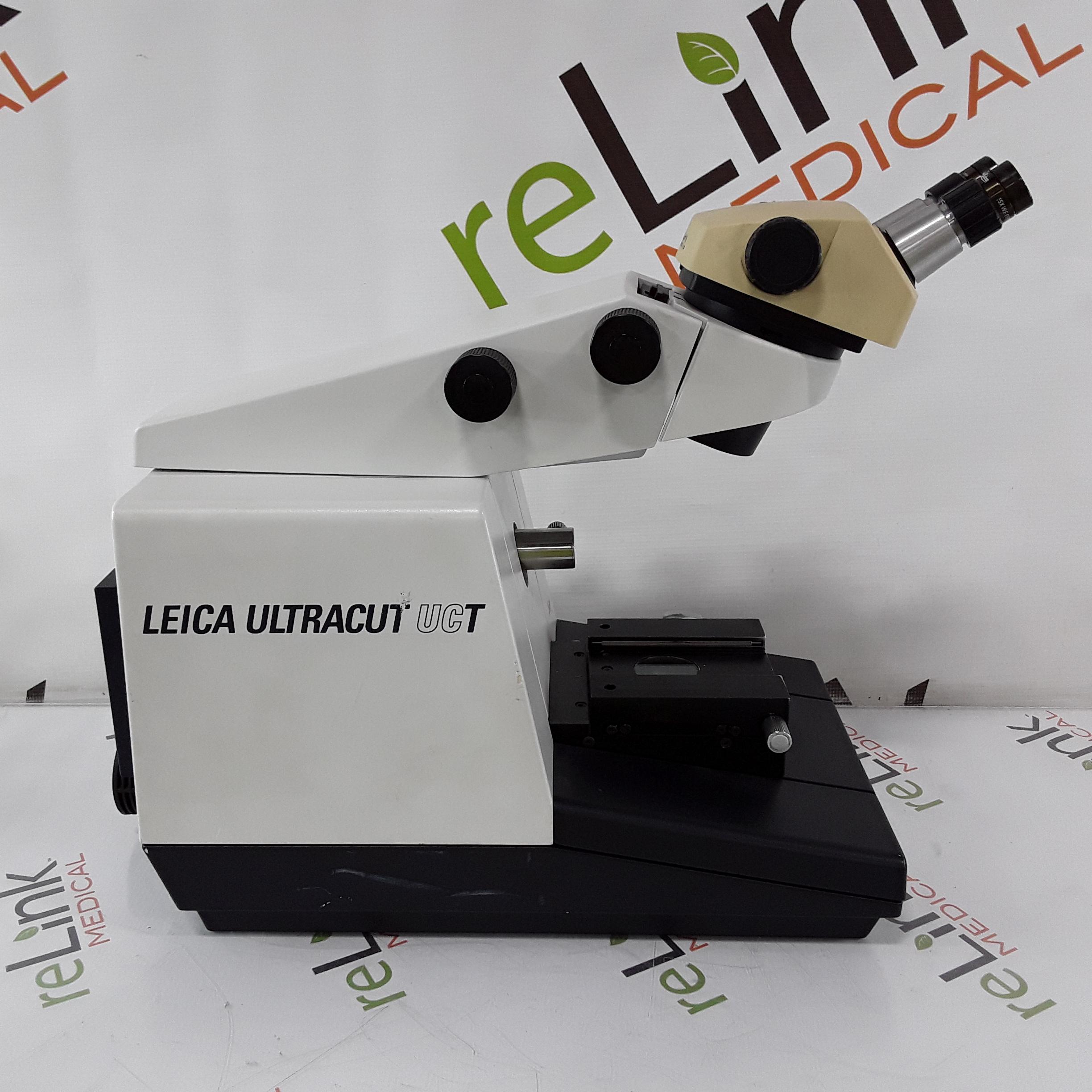 Leica Ultracut UCT Microtome - 328944