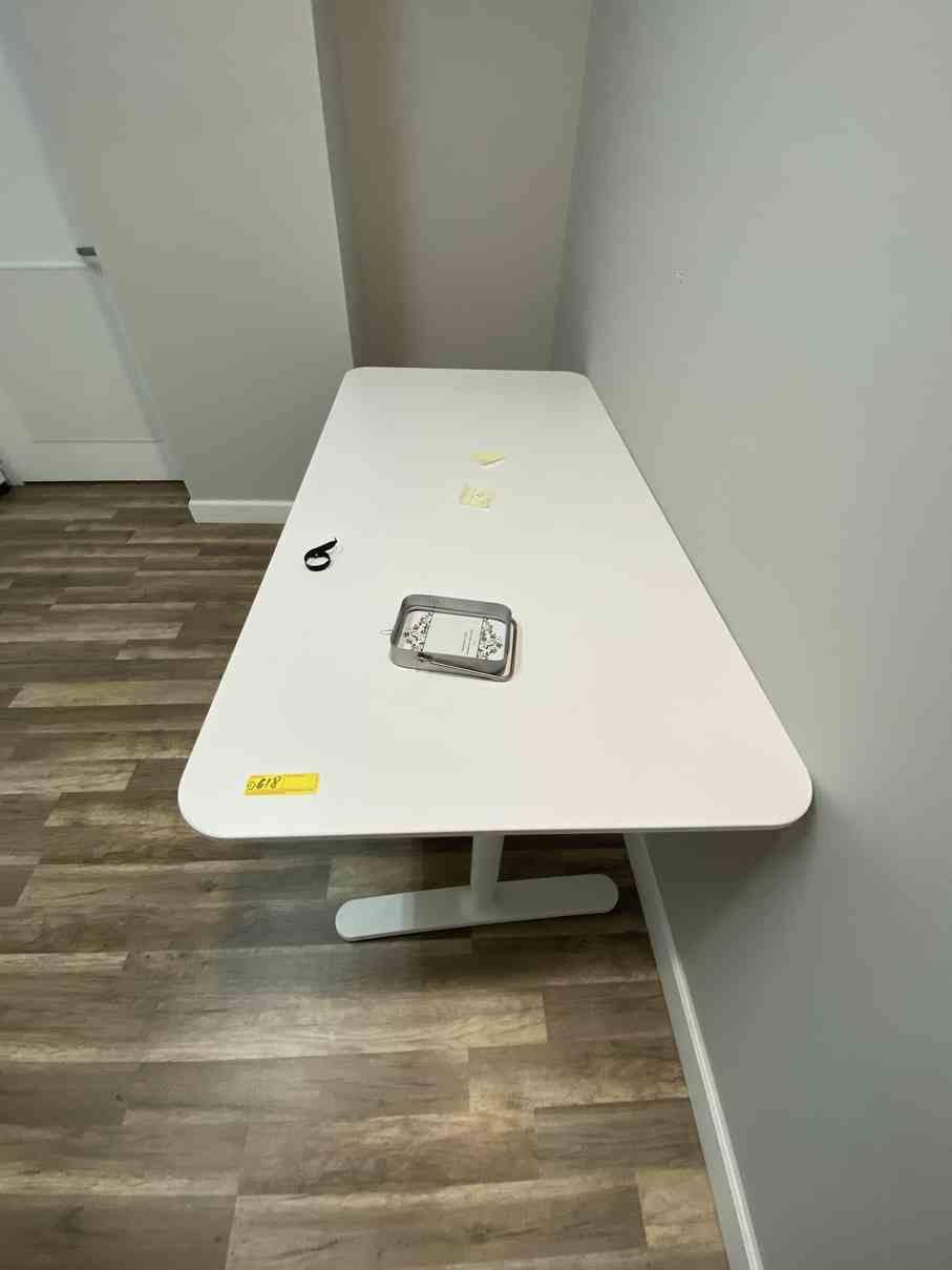 Ikea Bekant White Round Desk