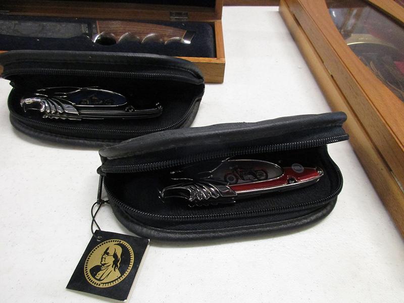 KNIVES AND POCKET WATCHES ALL WITH CASES AND IN ORIGINAL PACKAGING. 