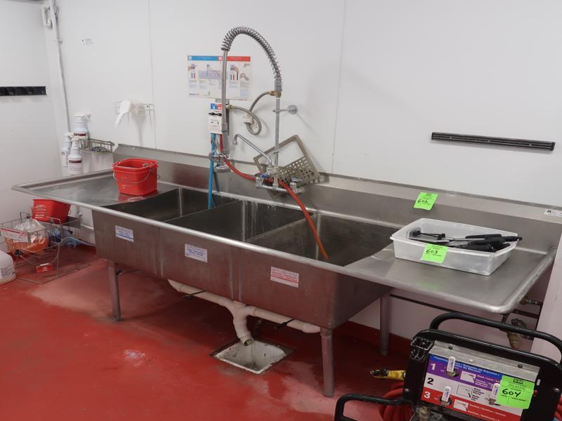 3-compartment sink w/ R & L drainboards & pre-wash spray