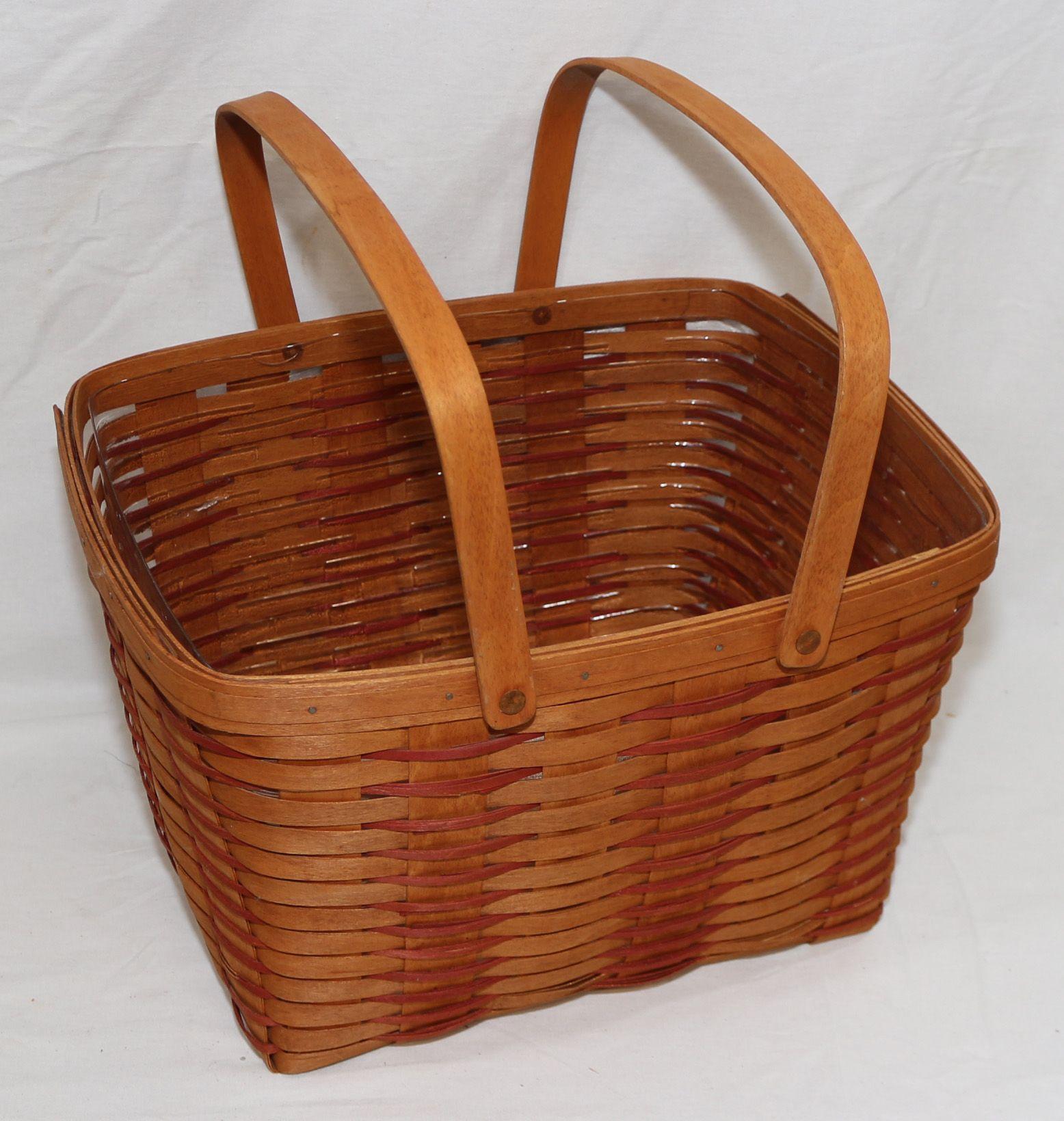 LARGE LONGABERGER BASKET W/ CHRISTMAS