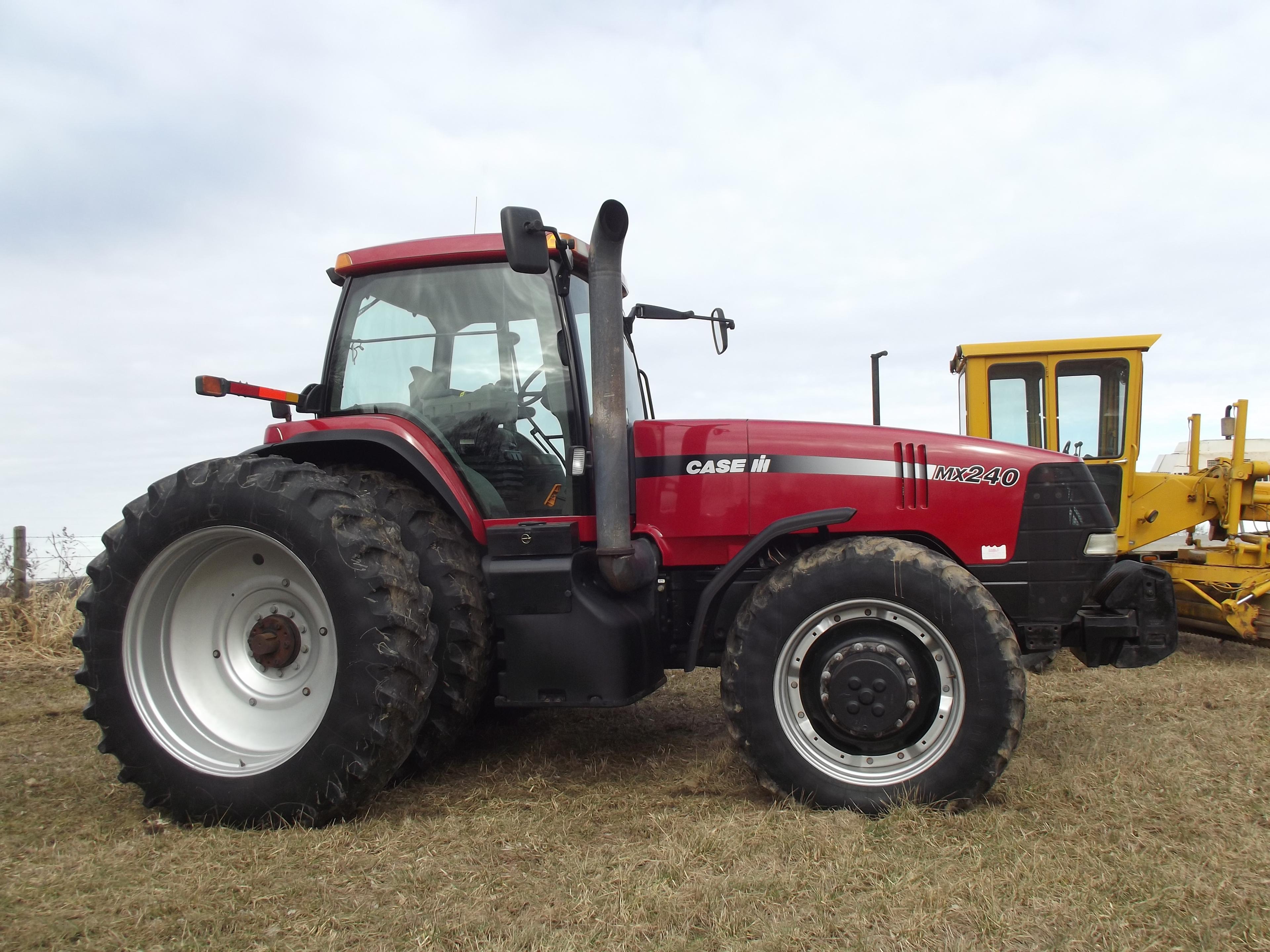 2002 Case IH MX240