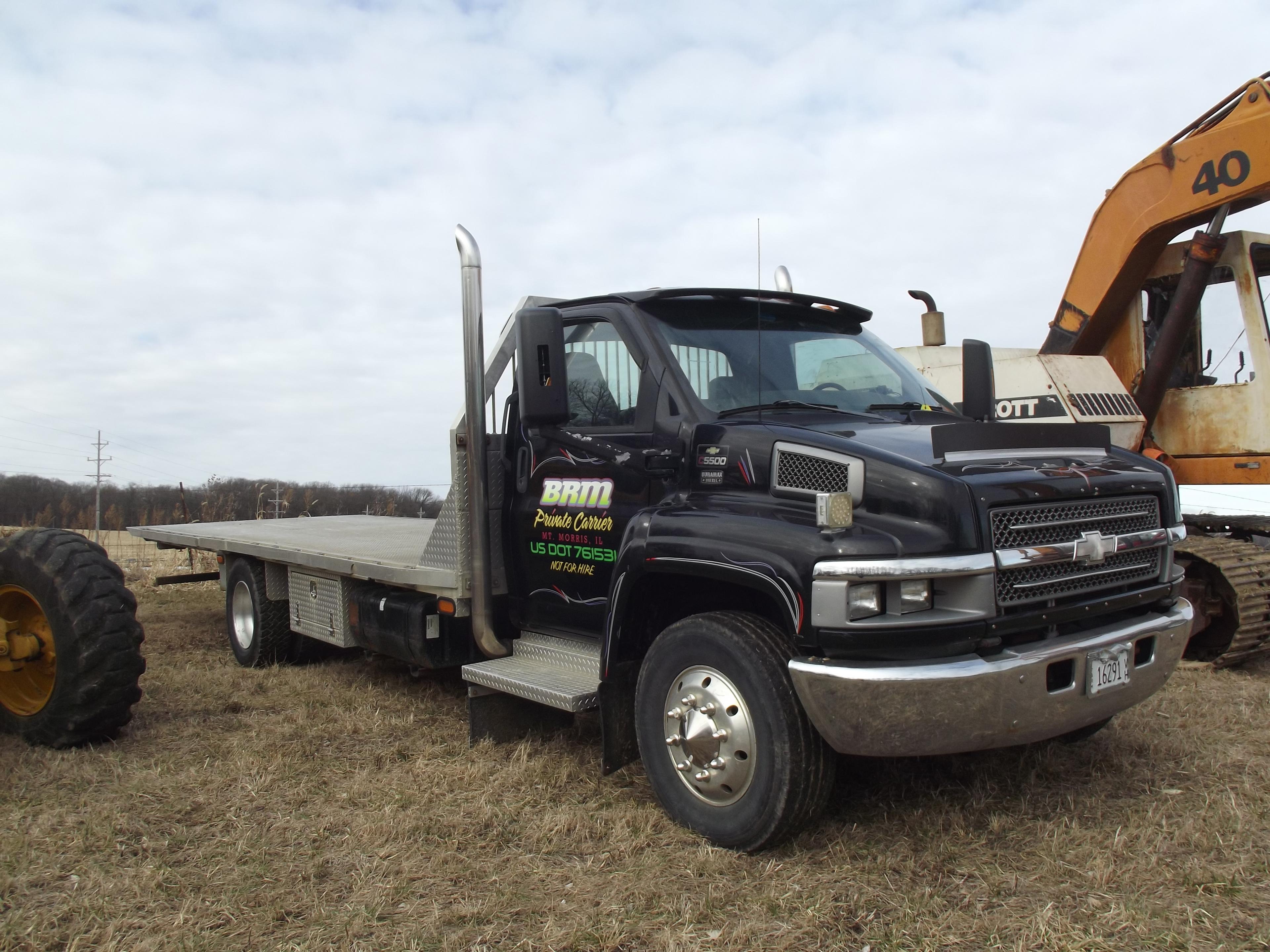2003 Chevy C5500 Truck w/23' Flat Bed