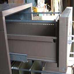 4 drawer file cabinet