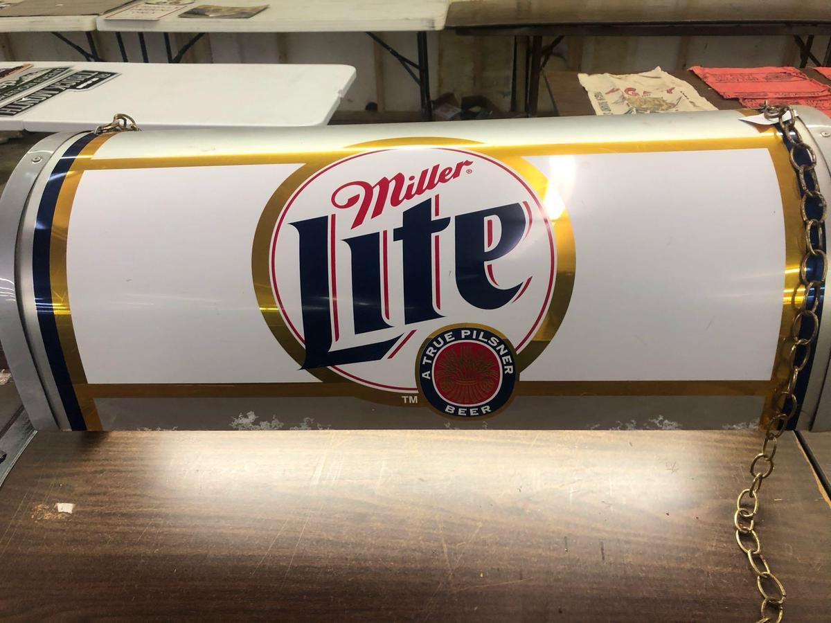 MILLER LITE POOL TABLE LIGHT