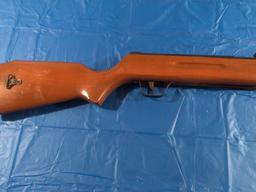BB gun with wood stock and forearm