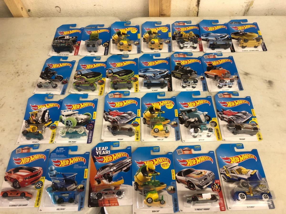 ASSORTED HOT WHEELS CARS