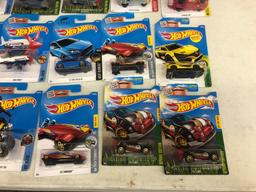 ASSORTED HOT WHEELS CARS