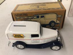 Ertl collectibles 1932 Ford panel truck Moor mans feed