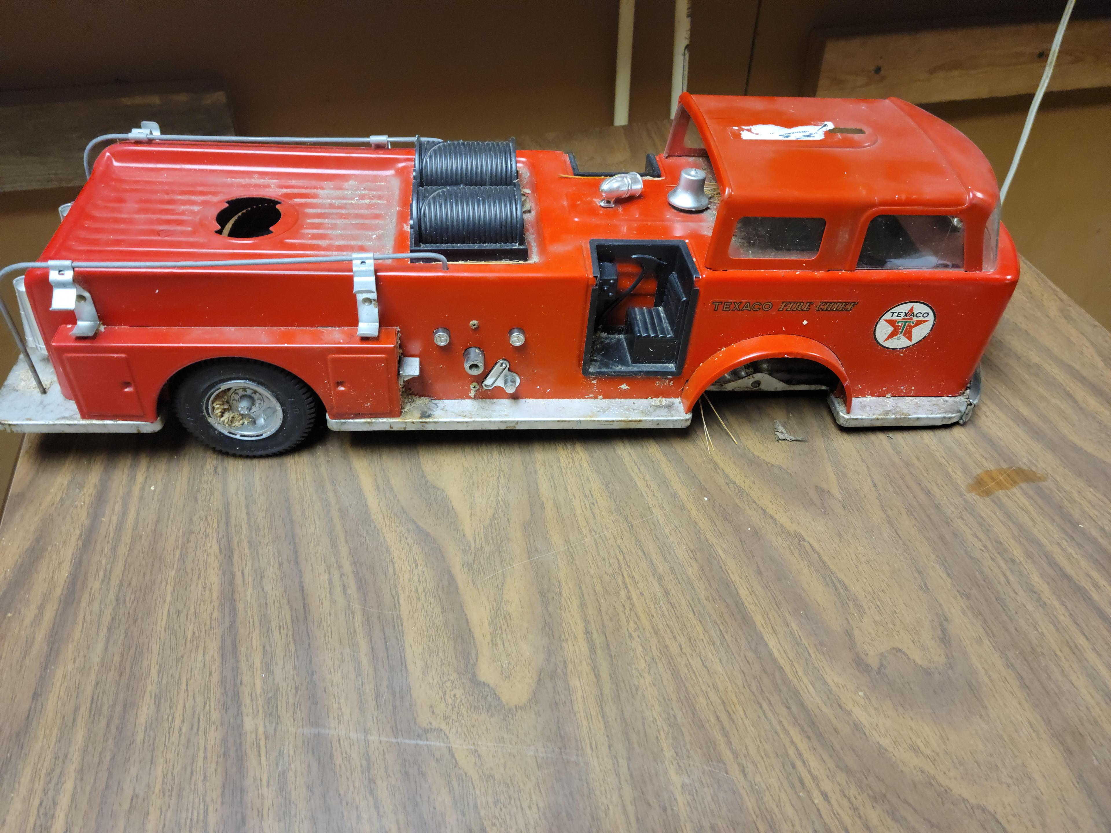 Win Mac Texaco Firecheif firetruck