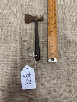 OLD METAL ADVERTISING HATCHET GILLEN & SONEY LINCOLN, NEB - CHIPPED