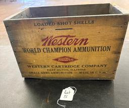 WOODEN WESTERN SUPER 12 GA LOADED SHOT SHELLS AMMUNITION BOX CRATE