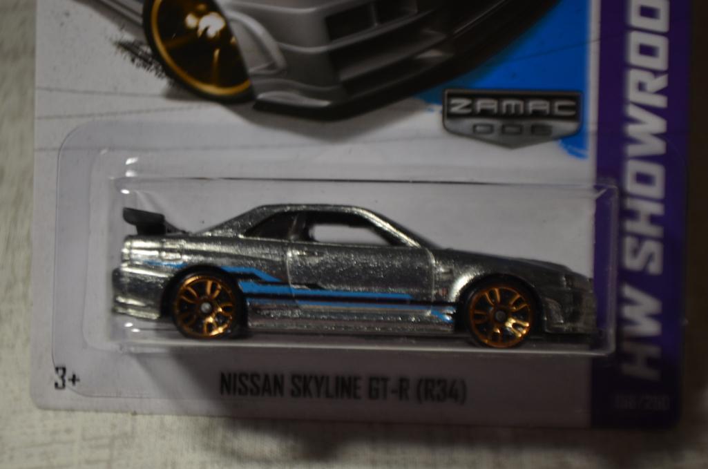 Hot Wheels Show Room Nissan Skyline GT-R (R34)