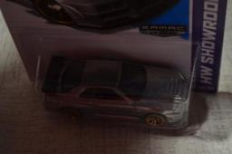 Hot Wheels Show Room Nissan Skyline GT-R (R34)