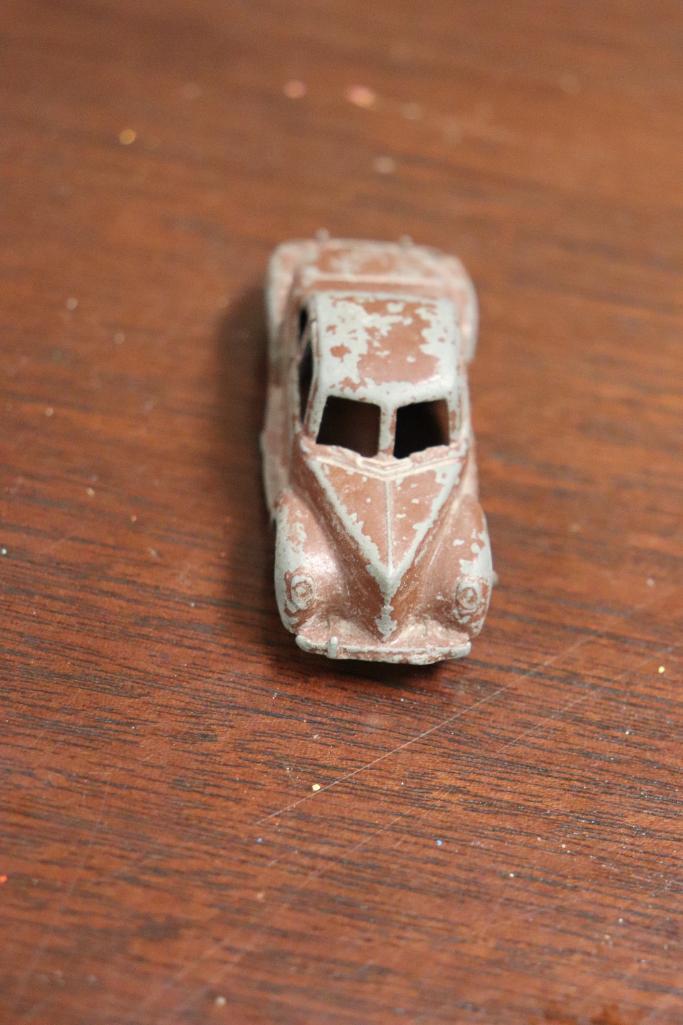 Quanity of vintage toy cars to include Tootsie