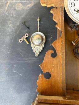 ANTIQUE CLOCK MISSING ONE HAND