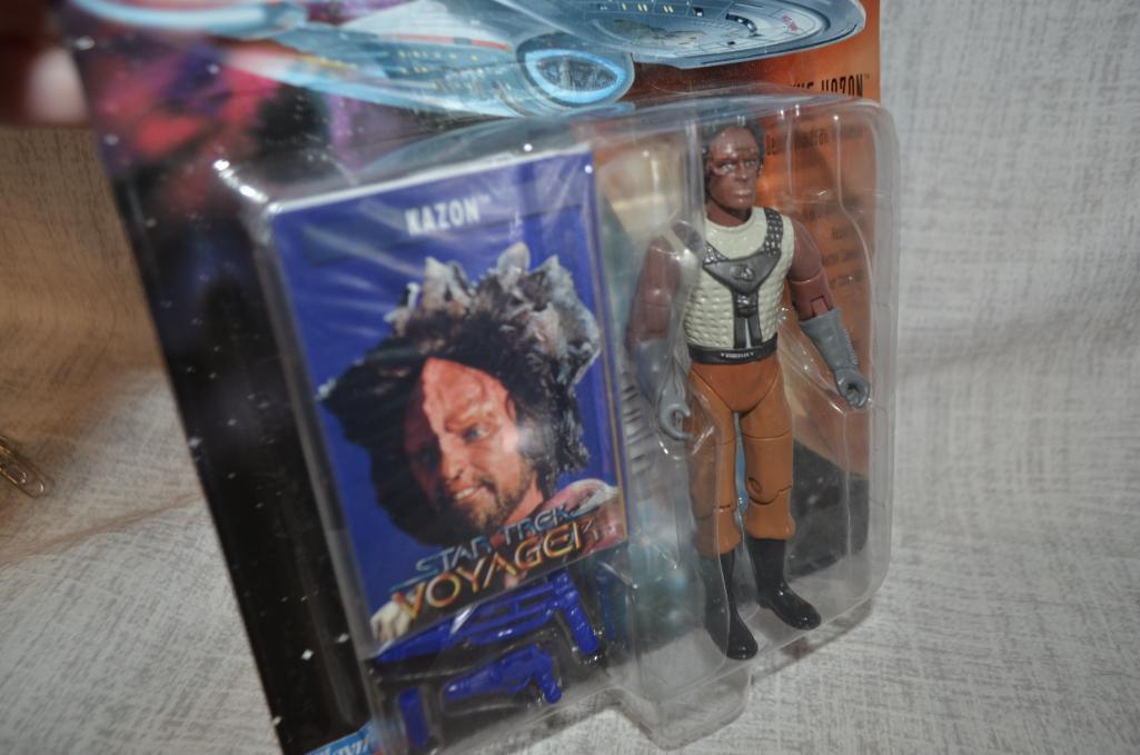 Playmates Star Trek Voyager The Kazon Delta Quadrant Nomad