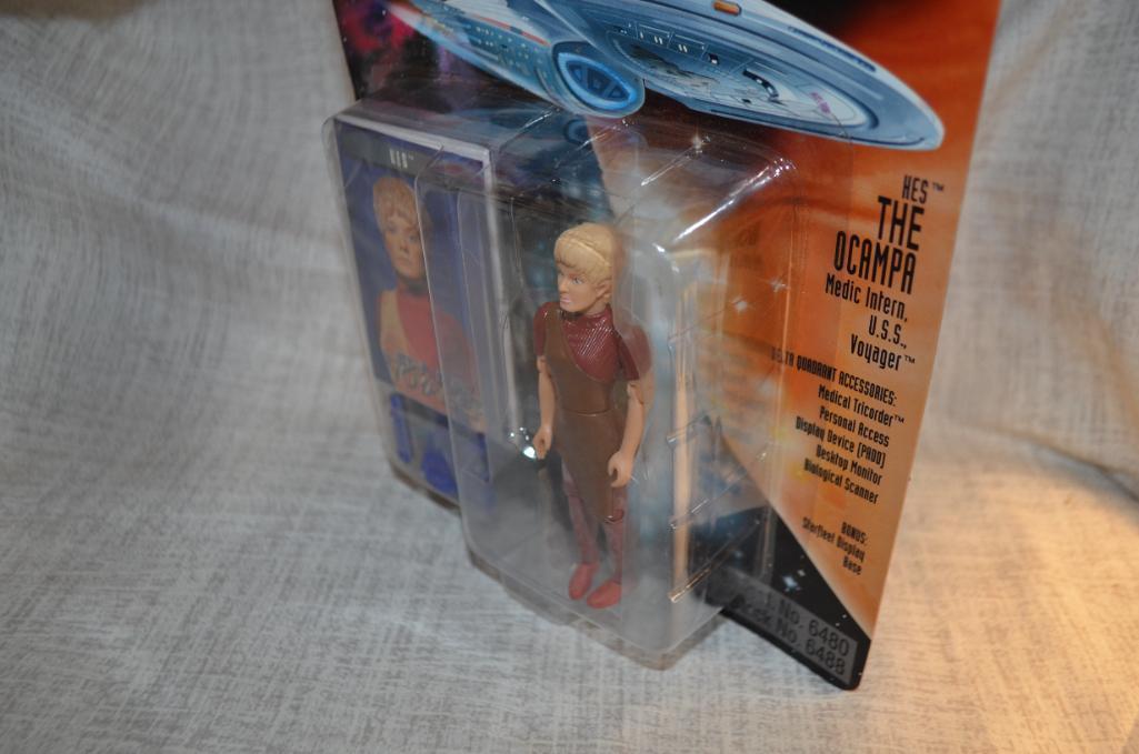 Playmates Star Trek Voyager Hes The Ocampa Medic Intern U.S.S Voyager