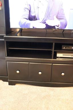 4ft x 28in. TV Stand