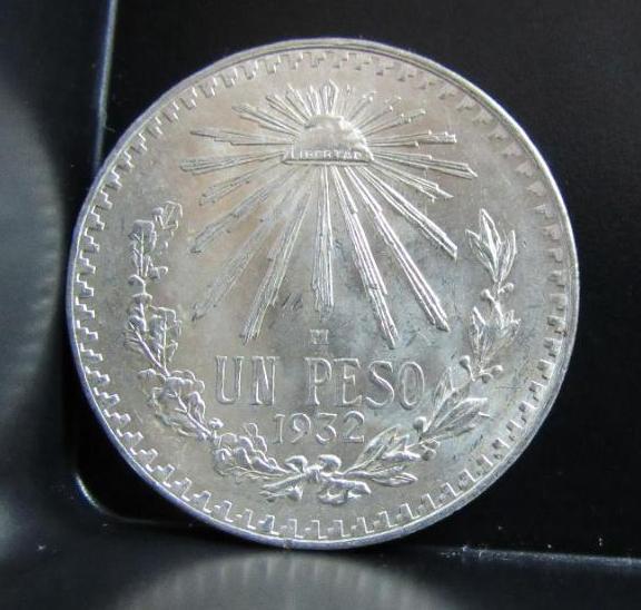 1932 MEXICAN 1 PESO SILVER