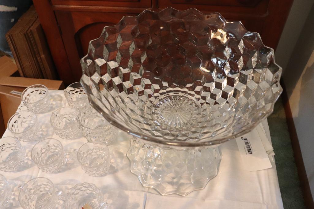 Large quantity of Fostoria American Pattern Glassware