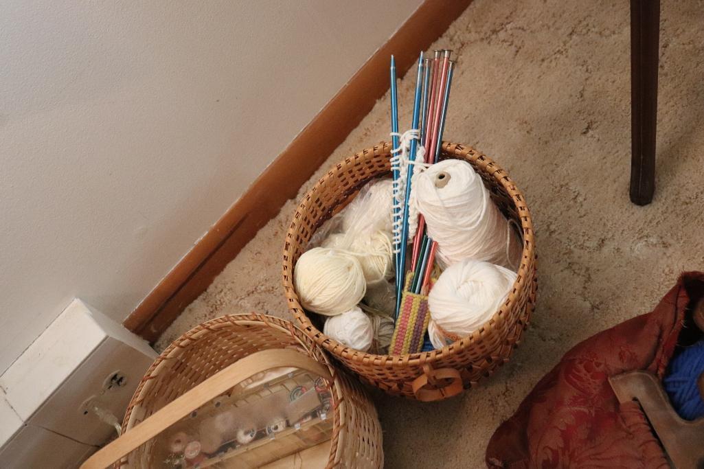 Lot Of Miscellaneous Sewing And Yarn Items