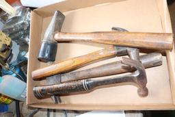 Flat of hammers