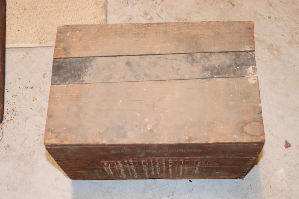 Vintage Shur shot ammo box 12 ga. with lid