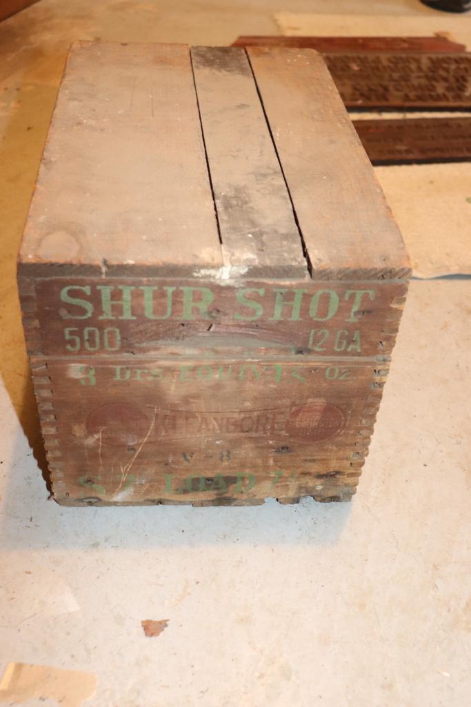 Vintage Shur shot ammo box 12 ga. with lid