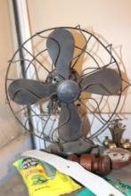 Vintage Small Westinghouse Oscillating Fan