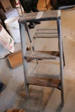 Wooden step ladder