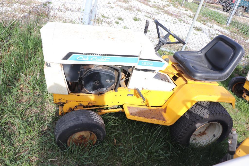 International Cub Cadet 1200 Riding Mower