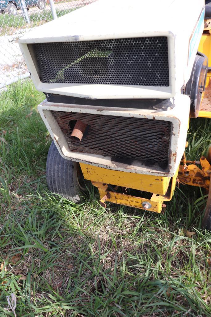 International Cub Cadet 1200 Riding Mower