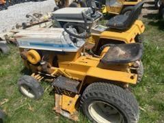 International Cub Cadet Riding 124 Hydrostatic Riding Mower