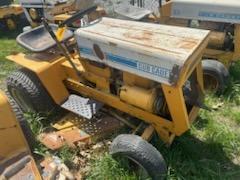 International Cub Cadet Riding 124 Hydrostatic Riding Mower