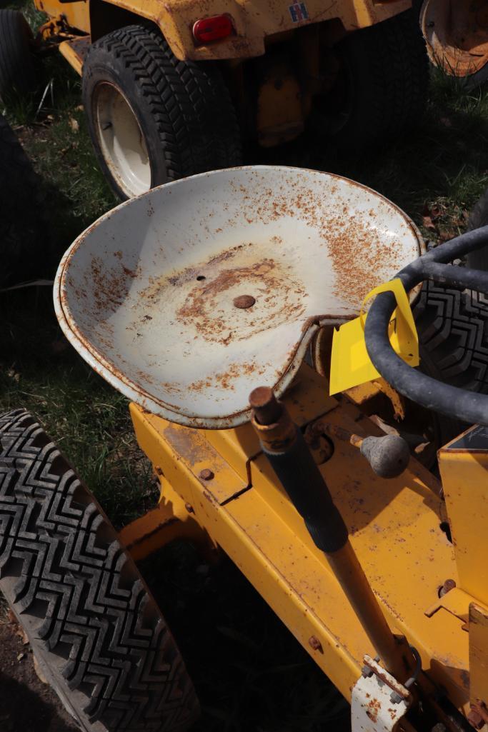 International Cub Cadet 100 Riding Mower