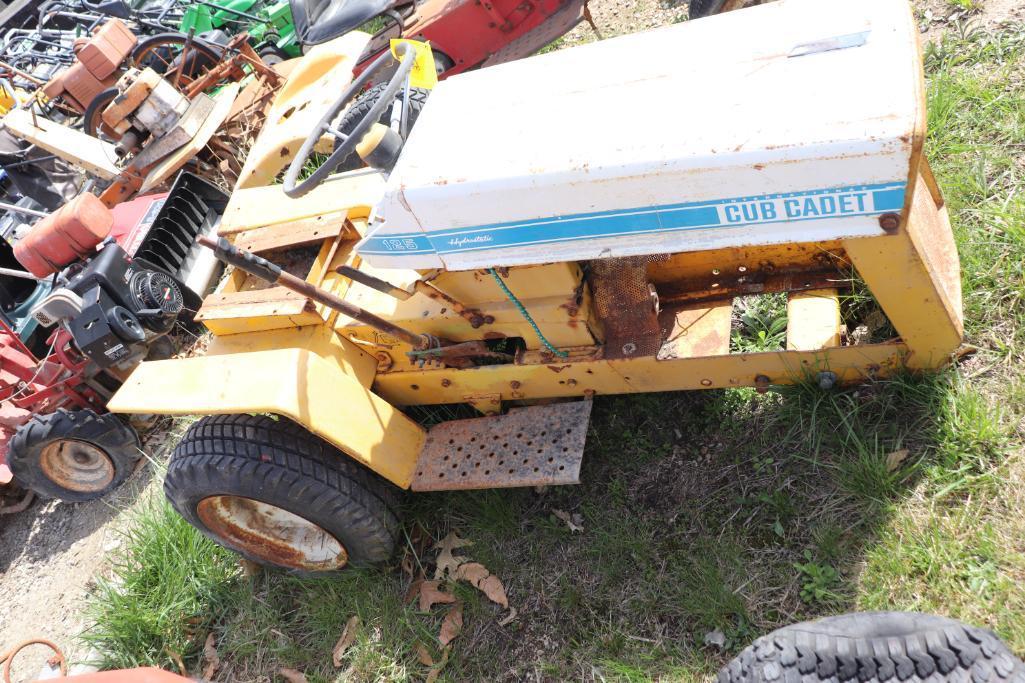 International Cub Cadet 125 Riding Mower