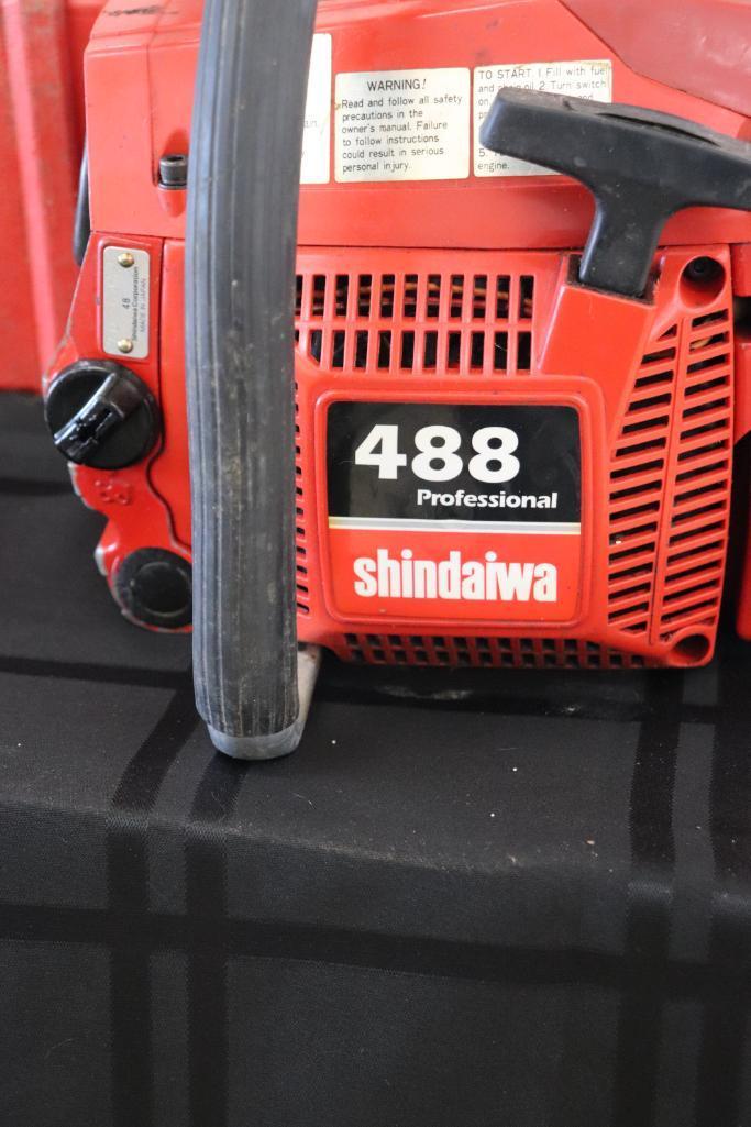 Shindaiwa 488 Professional Gas Powered Chainsaw with case