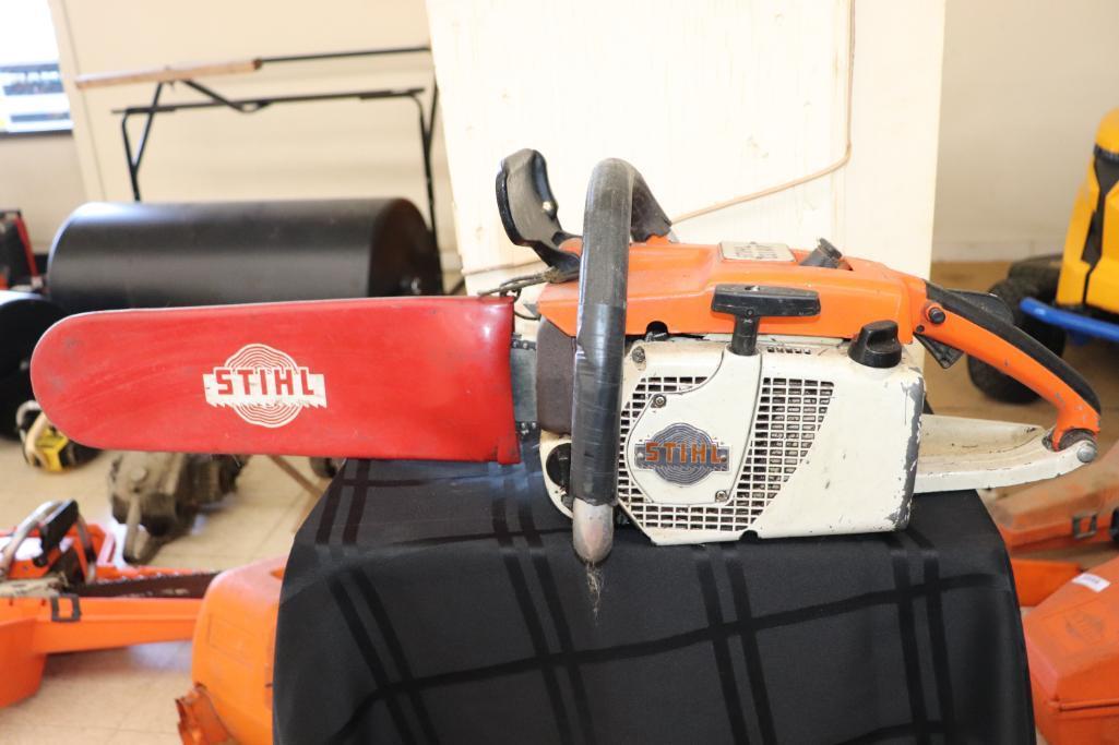 Stihl 031 Av Gas Powered Chainsaw with hardcase