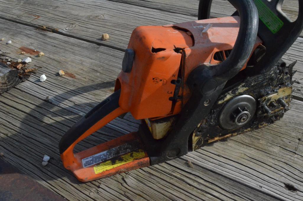 Stihl MS250 Gas Powered Chainsaw