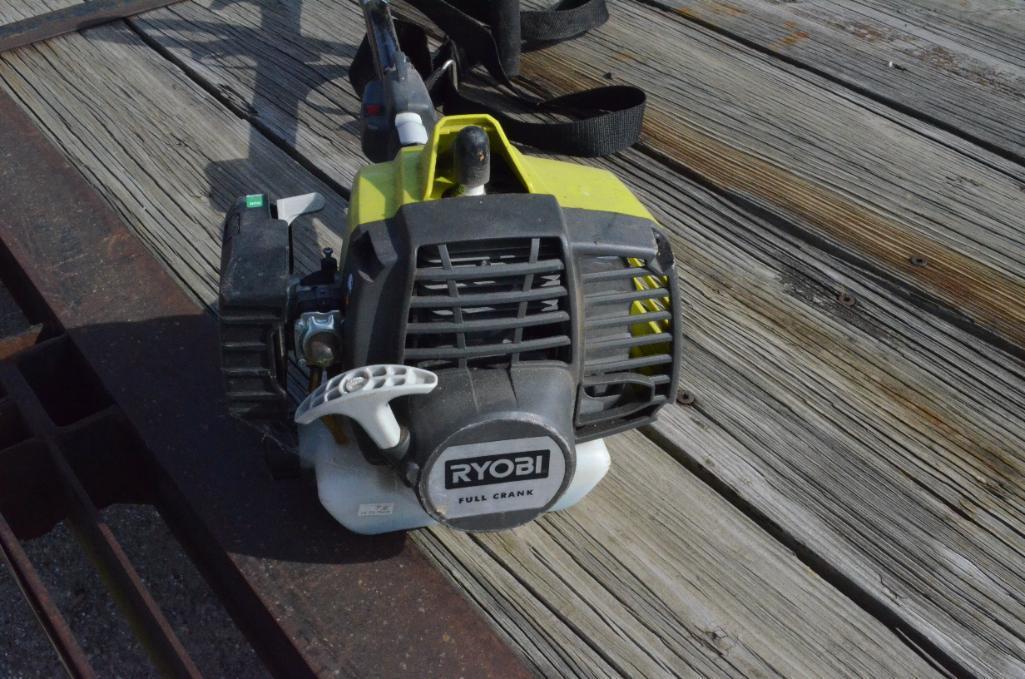 Ryobi 2-Cycle Expand-It Gas Powered Trimmer