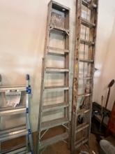 ALUMINUM STEP LADDER