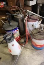Quantity of Sprayers and grease pumps